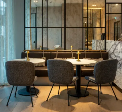 Club Lounge